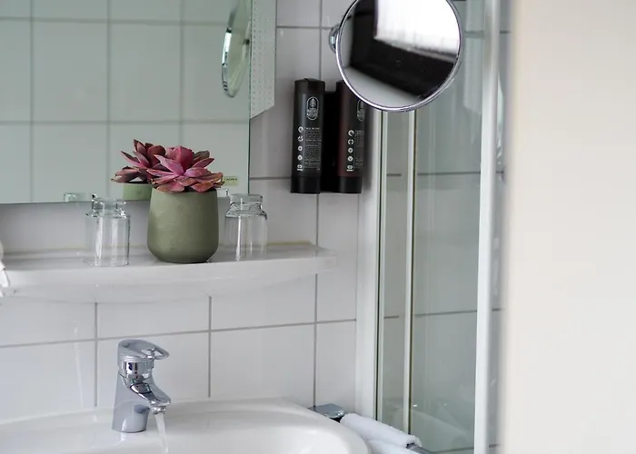 מלון דירות Weinstrasse No 8 