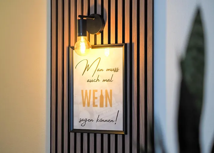 מלון דירות Weinstrasse No 8 